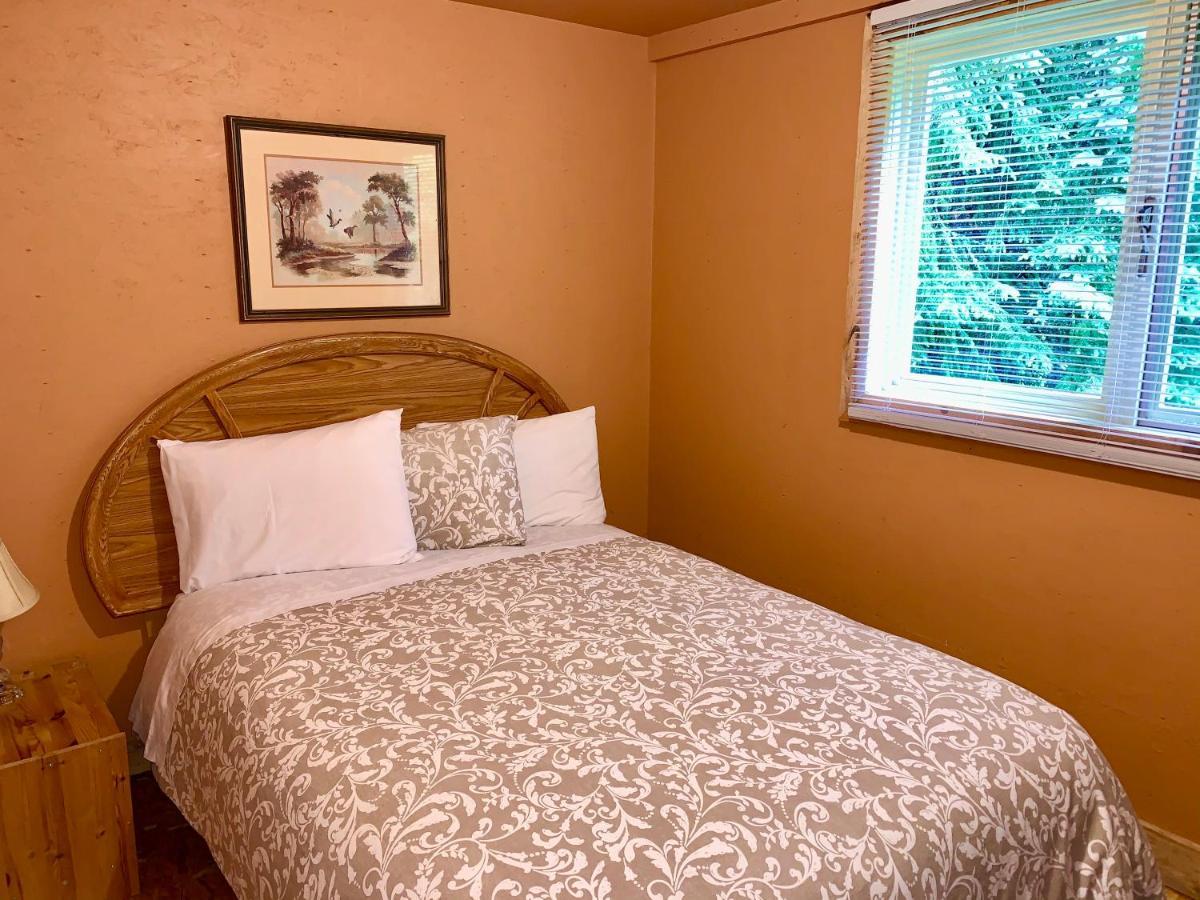 Sundre Schott'S Lake Conference & Resort מראה חיצוני תמונה