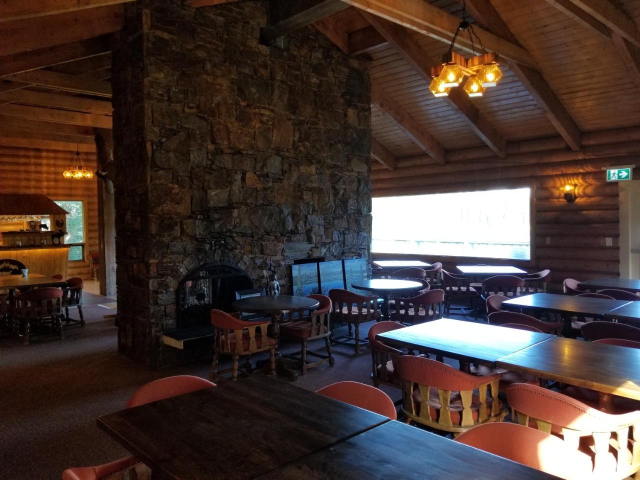 Sundre Schott'S Lake Conference & Resort מראה חיצוני תמונה